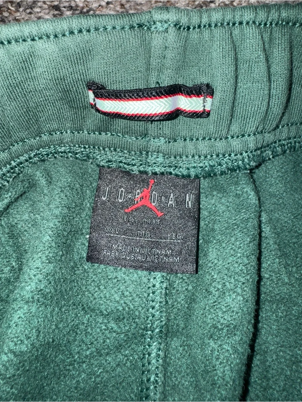 Jordan Essentials Fleece Pants Noble Green Sweatpants Joggers DA9820-333 Mens2XL
